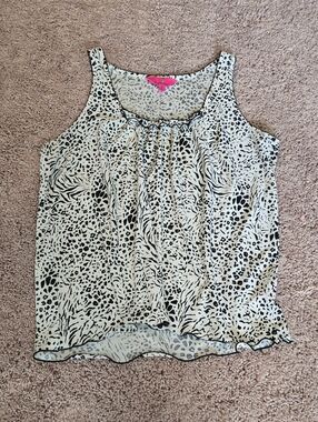 Women's Black & White Animal Print Scoop Neck Tank Top